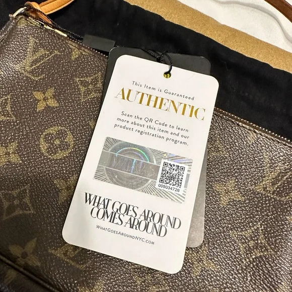 LOUIS VUITTON MONOGRAM CANVAS POCHETTE- Vintage Pre-loved - Authentic with tags - Picture 6 of 12